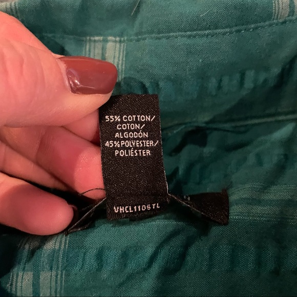 Van Heusen button down shirt - Picture 5 of 8